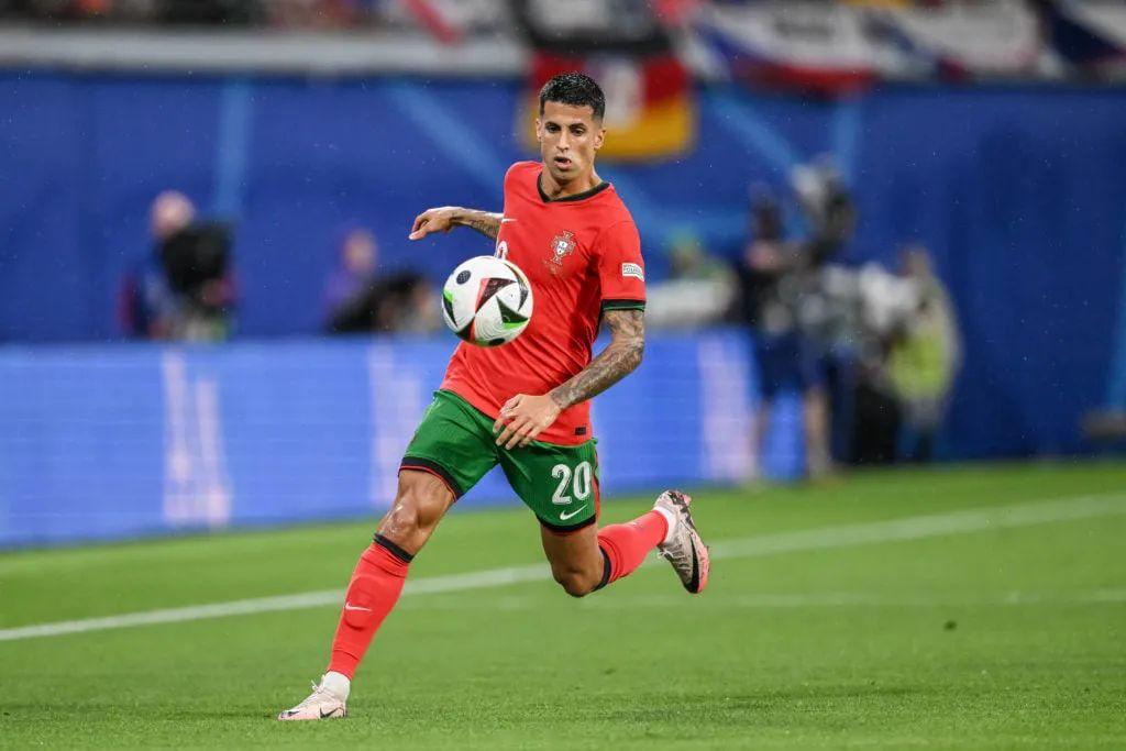 该队年轻选 该队年轻选